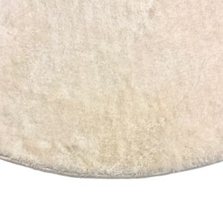 Denna produkten heter Cloudy, tillverkad av Polyester material med en vacker Ljusbeige färg - SE Mattor