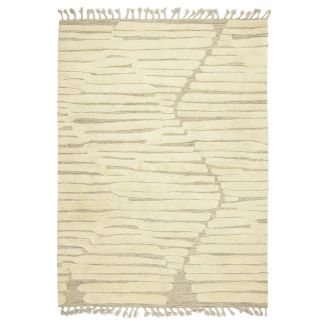 Denna produkten heter Julien, tillverkad av Ull material med en vacker Beige färg - SE Mattor