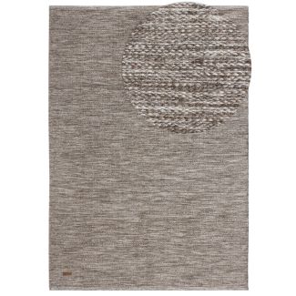 Denna produkten heter Lunda, tillverkad av 80% Ull & 20% Bomull material med en vacker Greige färg - SE Mattor