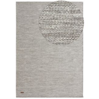Denna produkten heter Lunda, tillverkad av 80% Ull & 20% Bomull material med en vacker Ljusgrå färg - SE Mattor