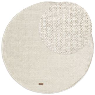 Denna produkten heter Molly, tillverkad av 80% Ull & 20% Bomull material med en vacker Offwhite färg - SE Mattor