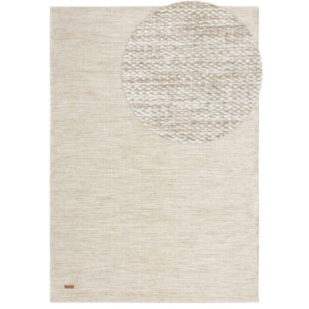 Denna produkten heter Lunda, tillverkad av 80% Ull & 20% Bomull material med en vacker Beige färg - SE Mattor